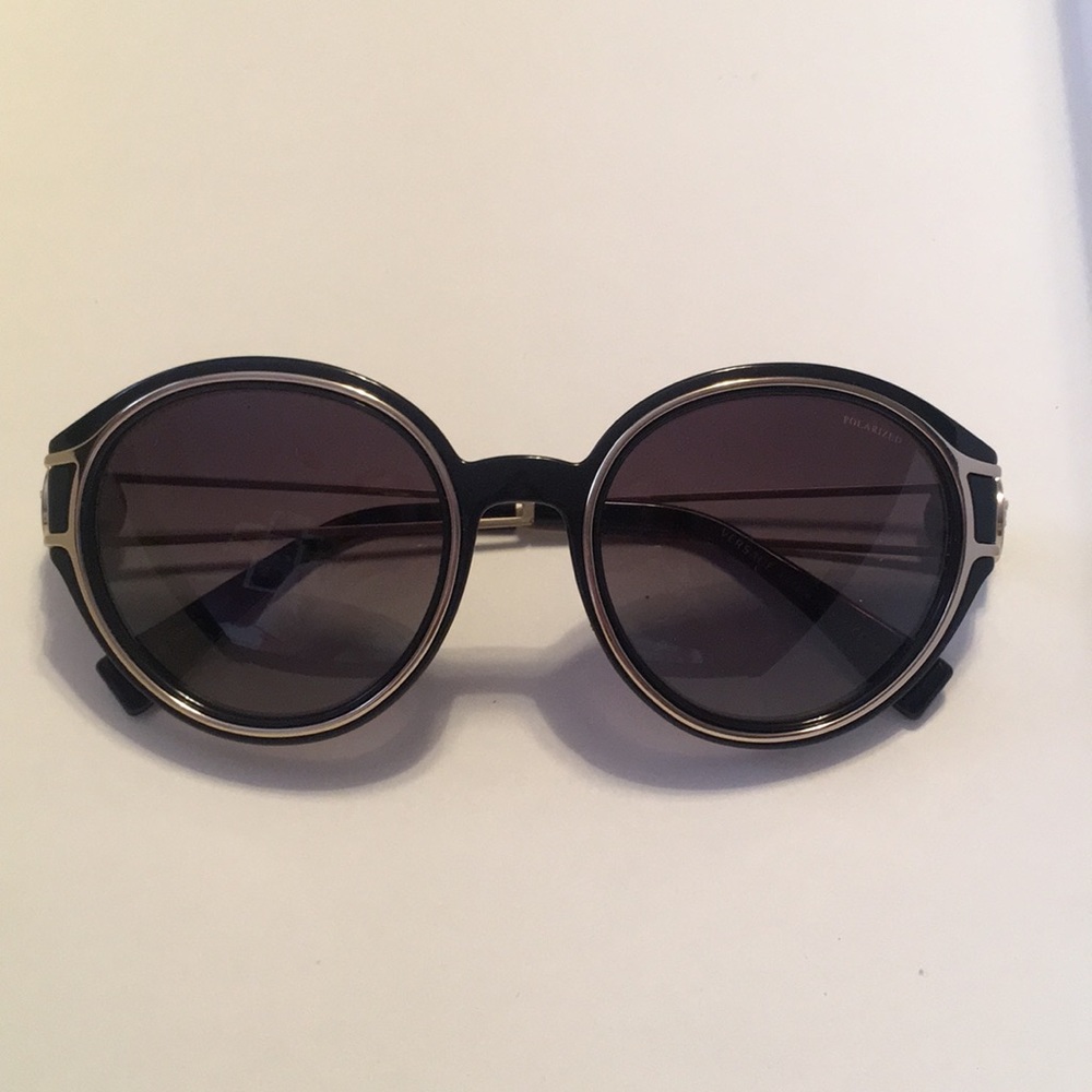 Versace sunglasses 🕶